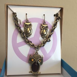Owl Earrings & Necklace Set NEW